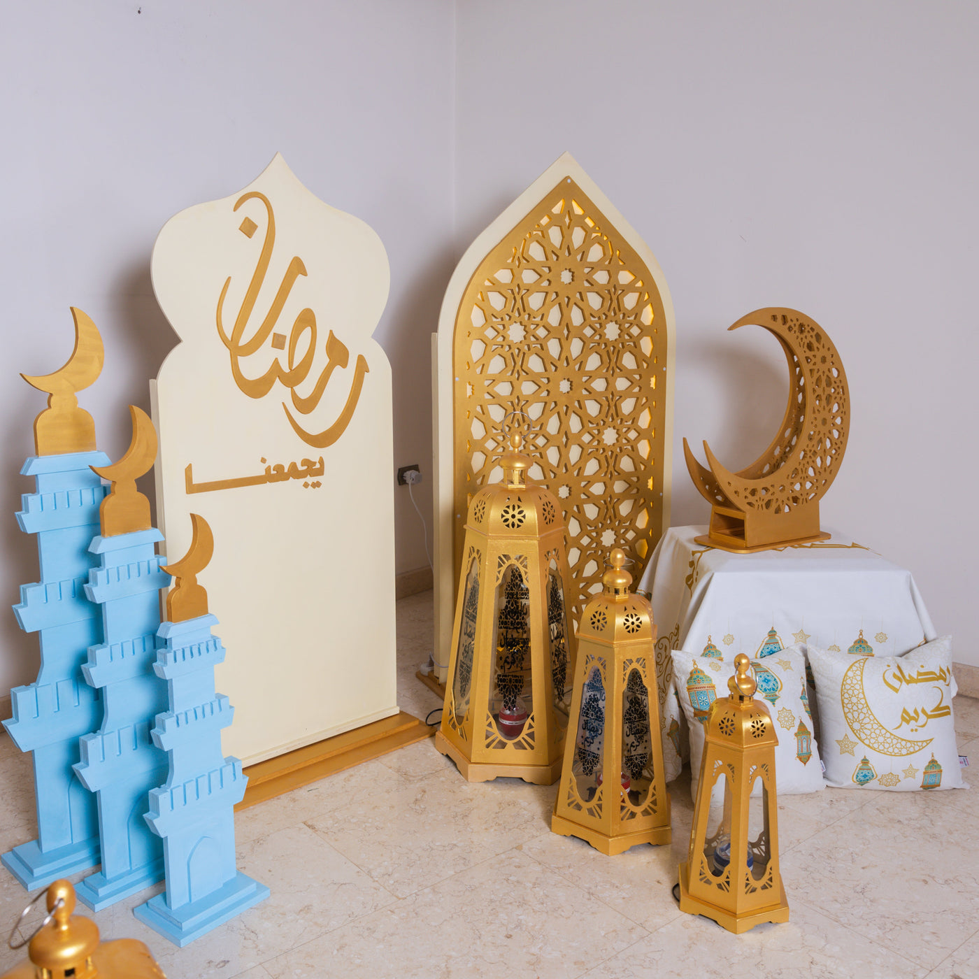 The Blue Minaret 120 cm
