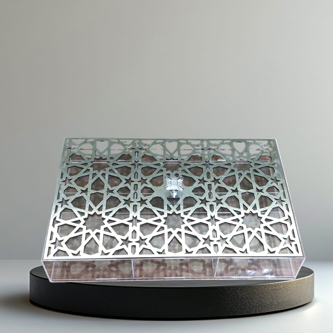 Khak box acrylic silver
