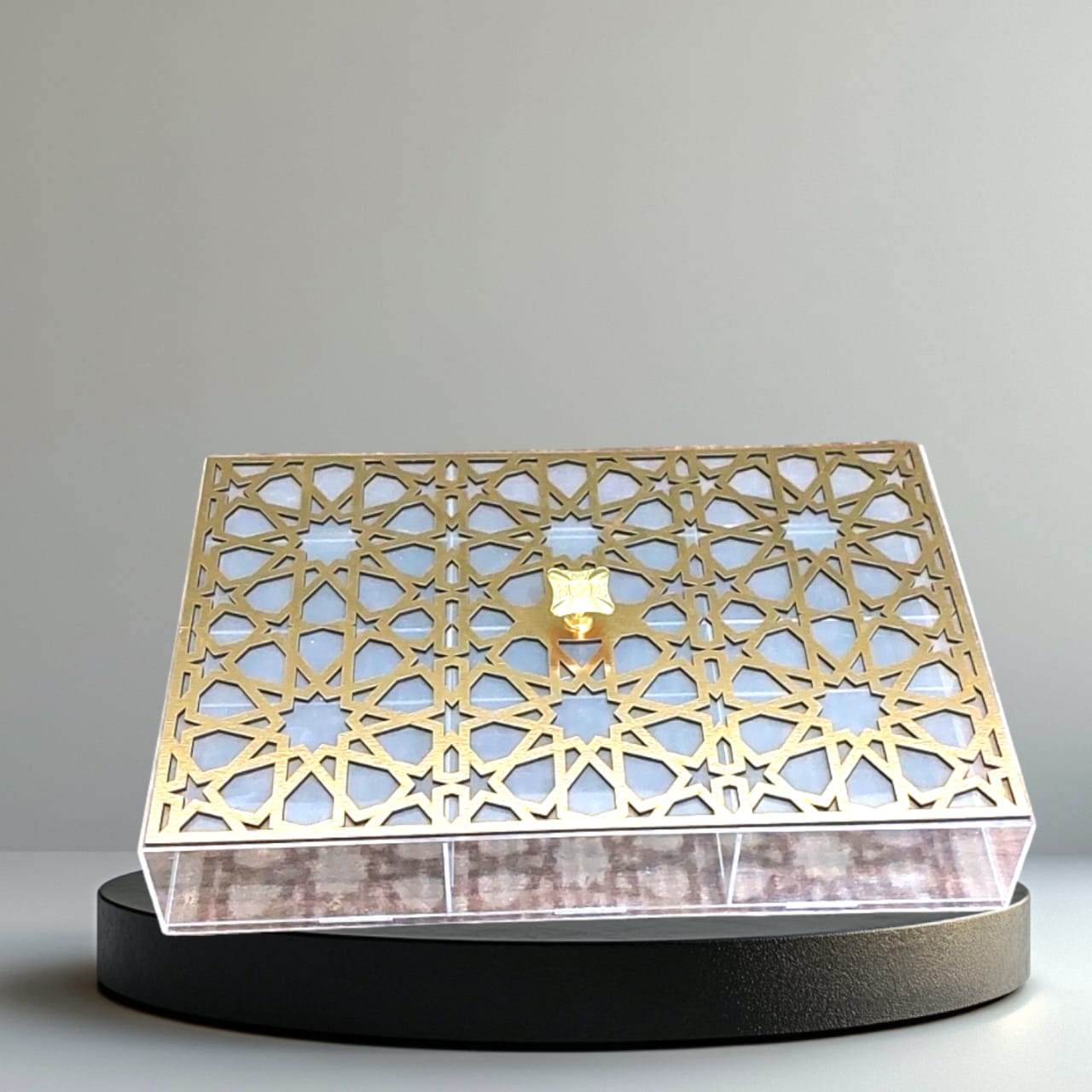 Khak box acrylic gold