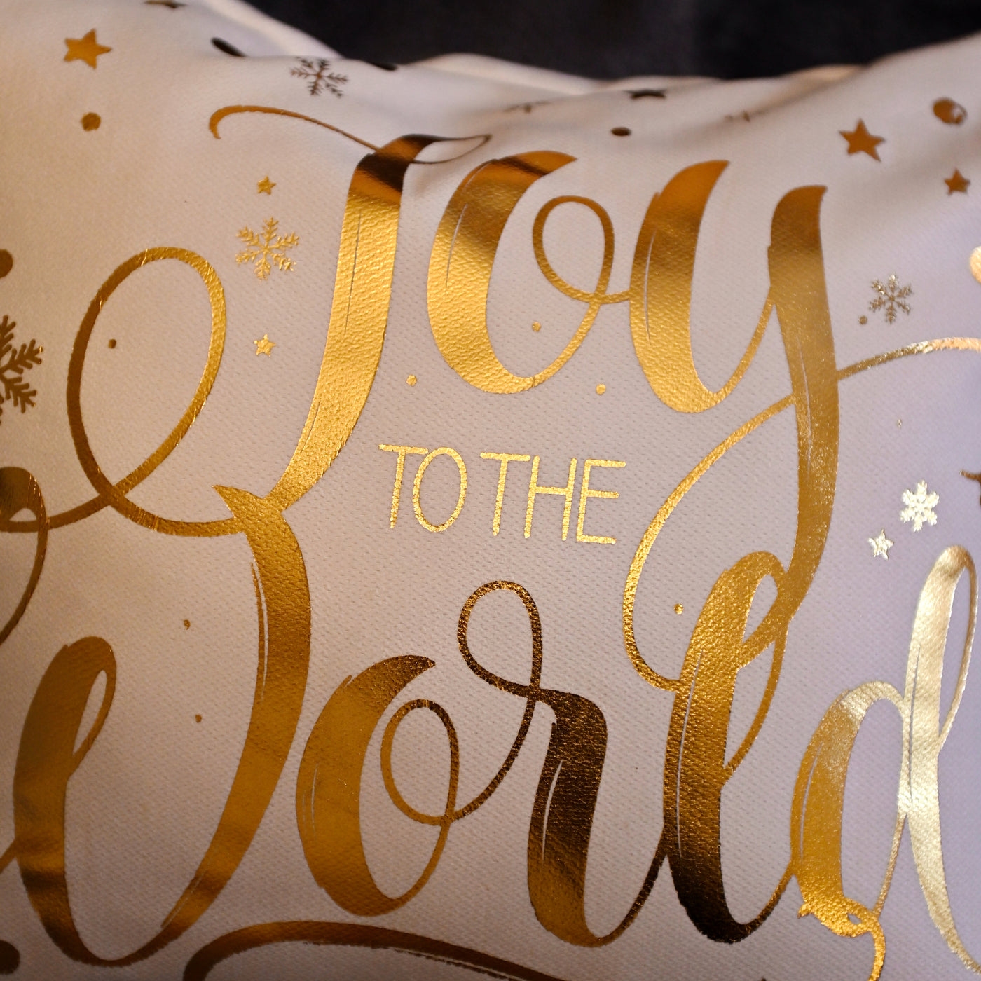 Cushion Joy To The World Gold